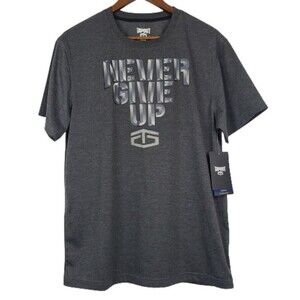Tapout Mens NWT Never Give Up  Gray T Shirt Size Medium Short Sleeve